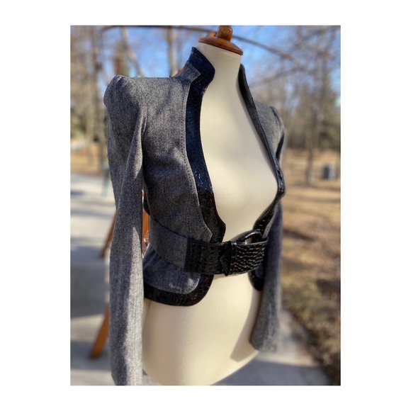 SOLD Bebe Jacket Bomber Blazer Short Bodice Cutout - Picture 4 of 16